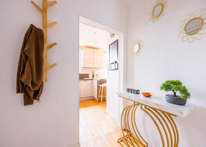 Appartement De Standing - Coeur De / 10min De Nantes